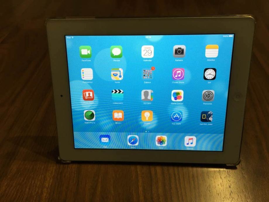 Tablet Apple iPad 2 32 Gb kao nov!!!!!