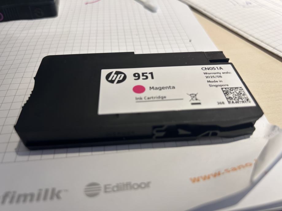 HP originl: 950xl Black, 951 Magenta, 951 Cyan, 951 Yellow - open box