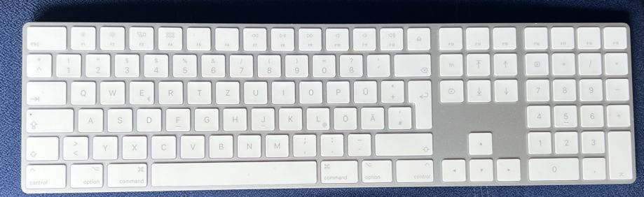 Apple Magic Keyboard Numeric Tipkovnica QWERTZ bluetooth A1843
