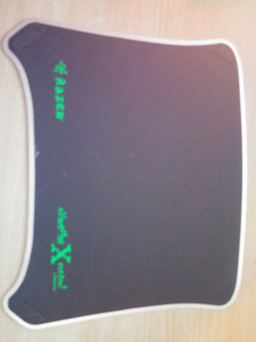 hobby mrazivý bav sa razer exactmat x speed cena Banyan Berri