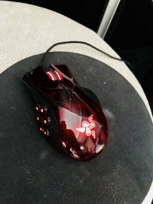 Razer Naga Hex miš (Red Edition)