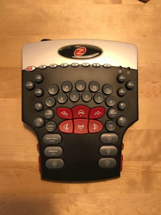 Ideazon Zboard “FANG” gamepad
