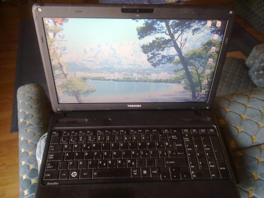 Laptop "TOSHIBA" c660