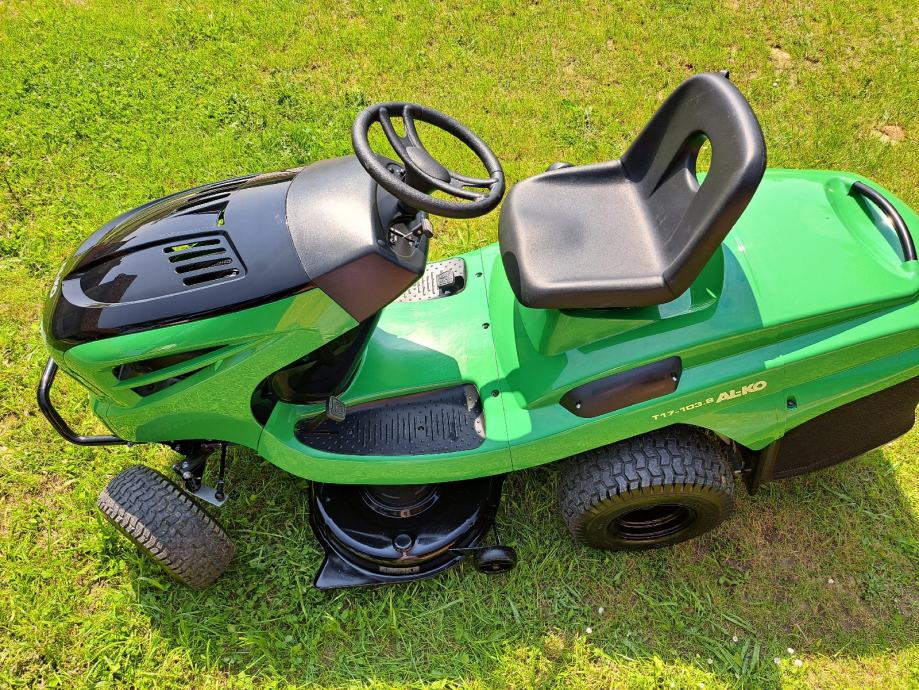 Traktor kosilica/top stanje/malo korištena!