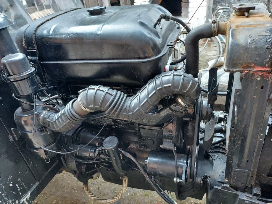 Traktor motor Rakovica
