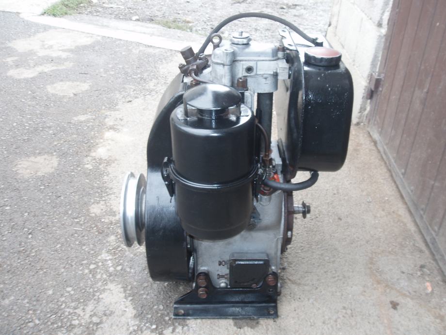 Motokent INJECTOR: LOMBARDINI/LDA 96/LDA 100/4LD 640/4LD