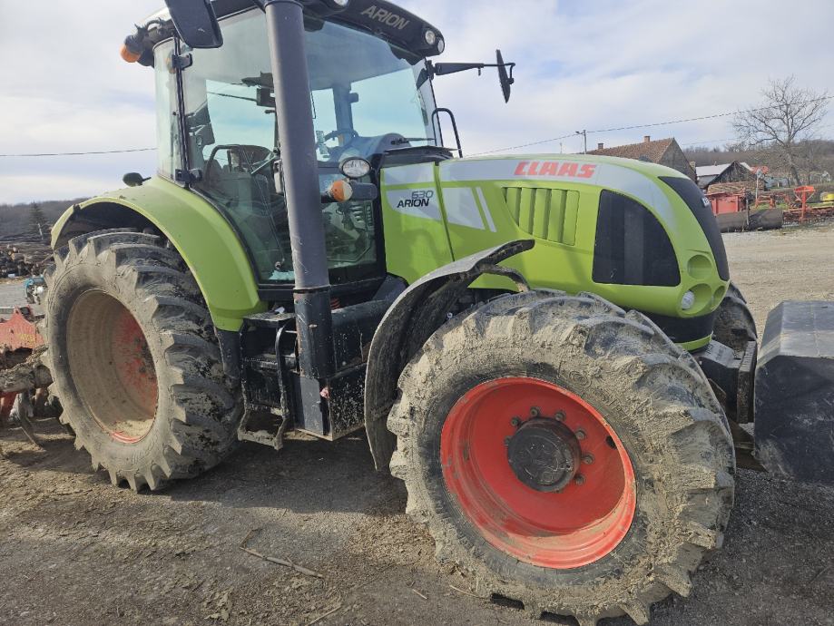 Claas Arion 630