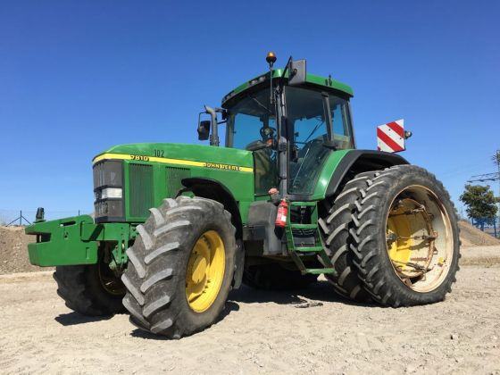 John Deere 7810