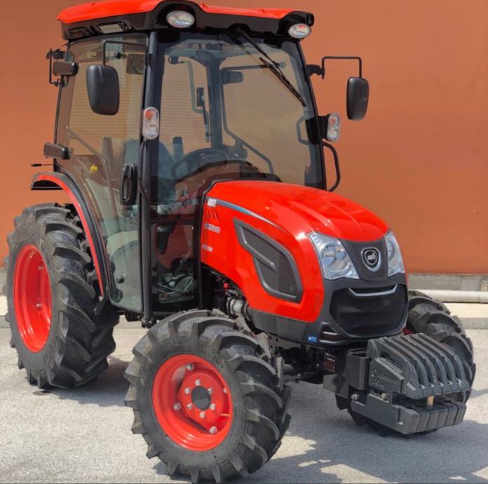 KIOTI TRAKTOR KIOTI DK5020CEU S5