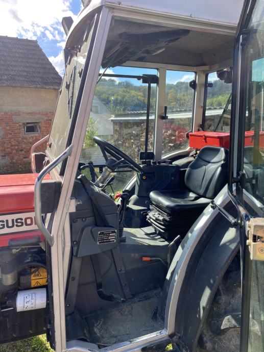 Massey Ferguson 394S