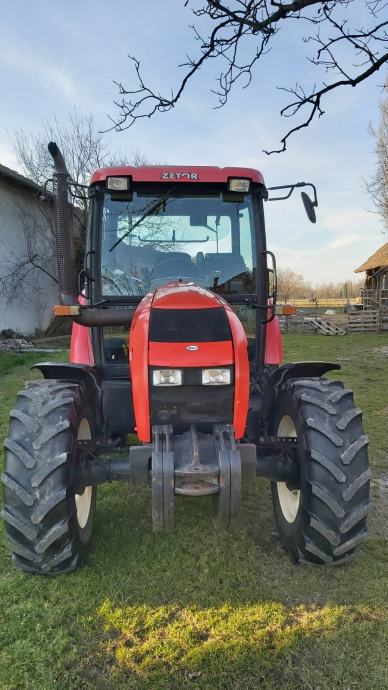Prodajem traktor Zetor proxima 10541+