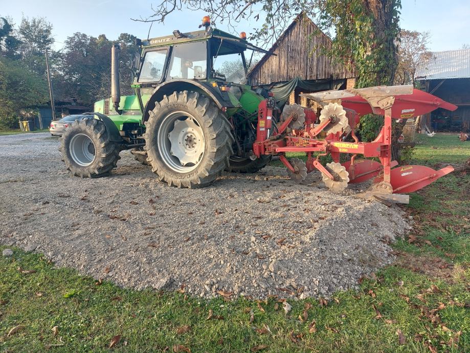 Bremsbelag 180x60 10NL 4x8 04313988 für Deutz Intrac 2004 2005 DX 6.30 90 92 110 Bremsbelag 180x60 10NL 4x8 04313988 für Deutz Intrac 2004 2005 DX 6.30 90 92 110