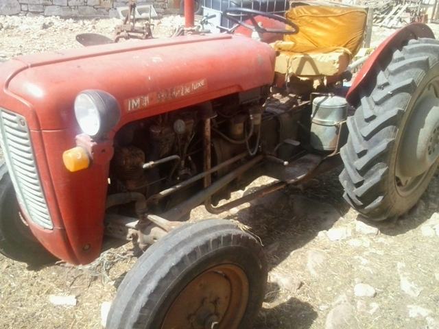Traktor IMT 539 Deluxe