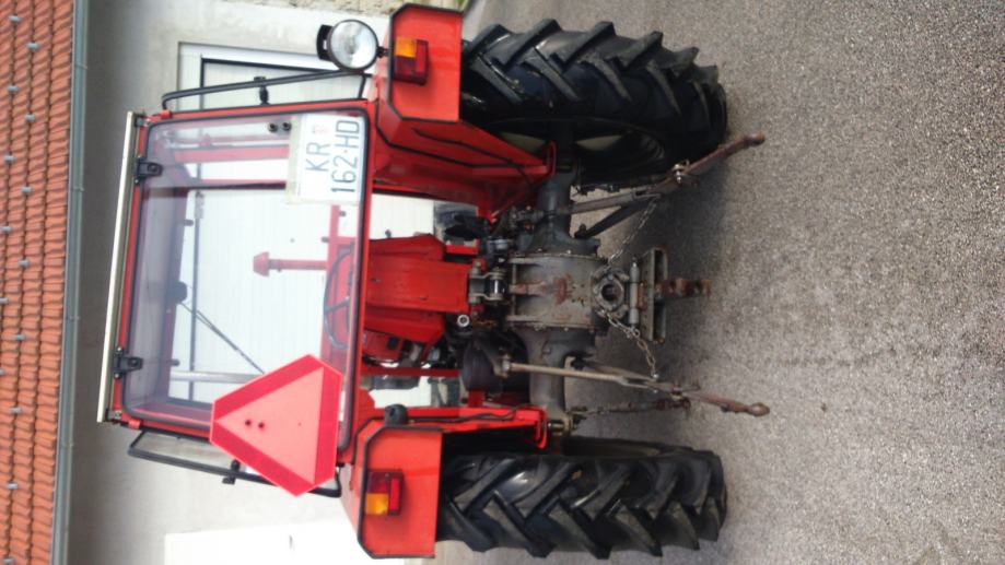 Traktor IMT 539