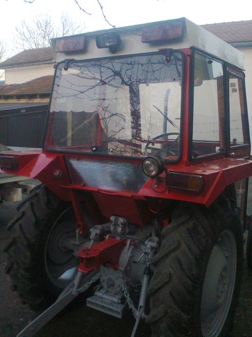 traktor imt 542