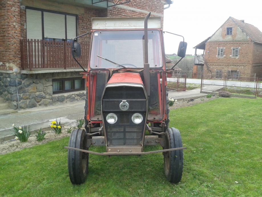 Traktor IMT 549 Deluxe