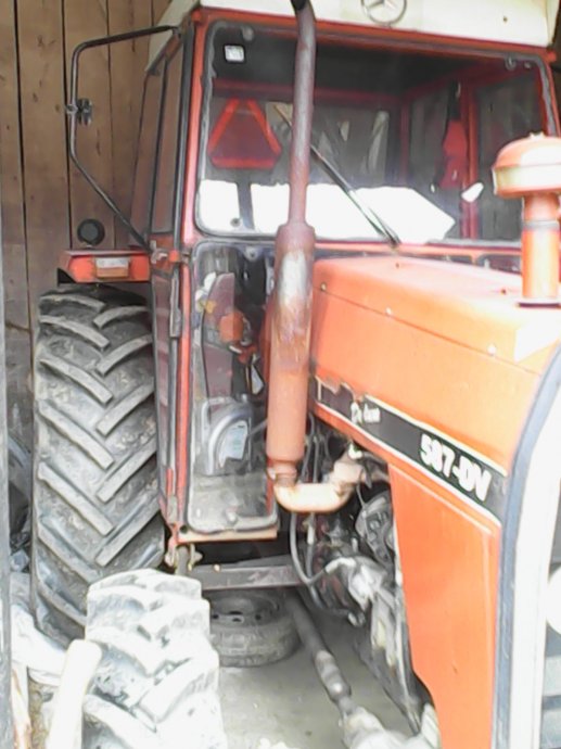 Traktor IMT 577 DV