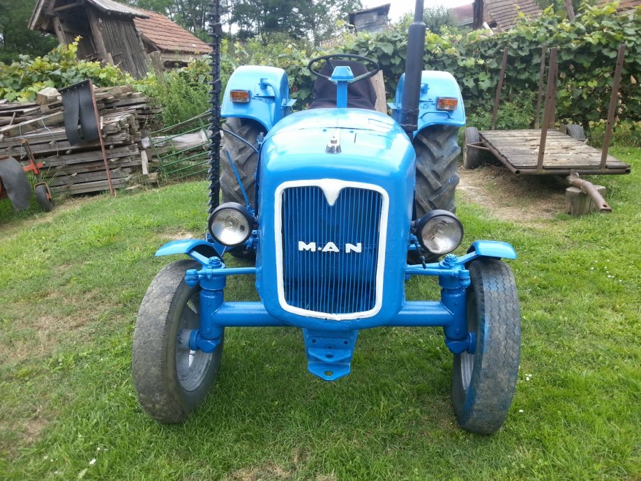 Traktor MAN