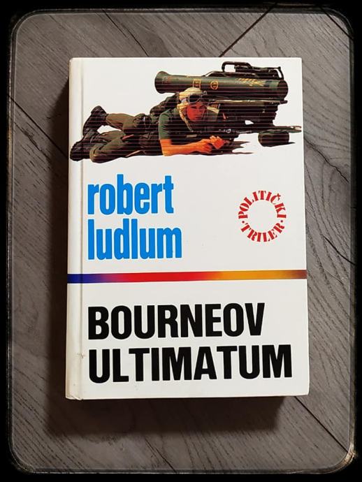 BOURNEOV ULTIMATUM Robert Ludlum