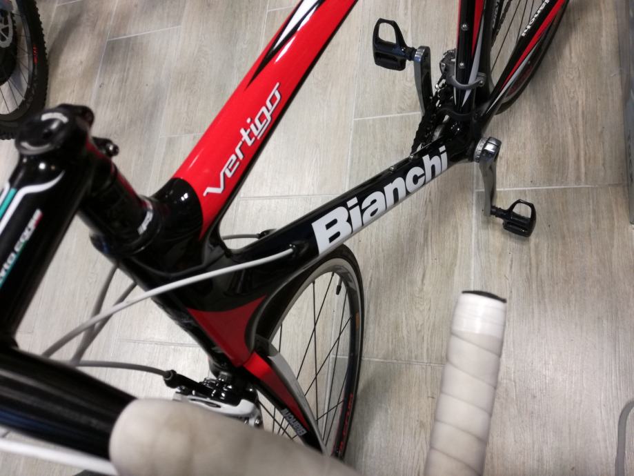 bianchi vertigo carbon