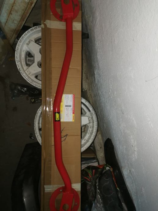 Omp strut bar za suzuki swift gti