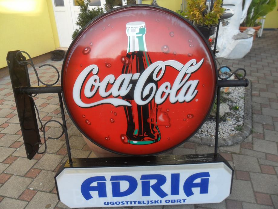 svjetleča reklama coca-cola