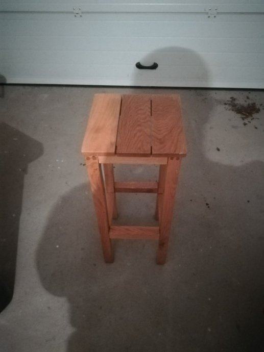 Drvene stolice za lokal kao novo hrastovina  cijena je za 1 komad