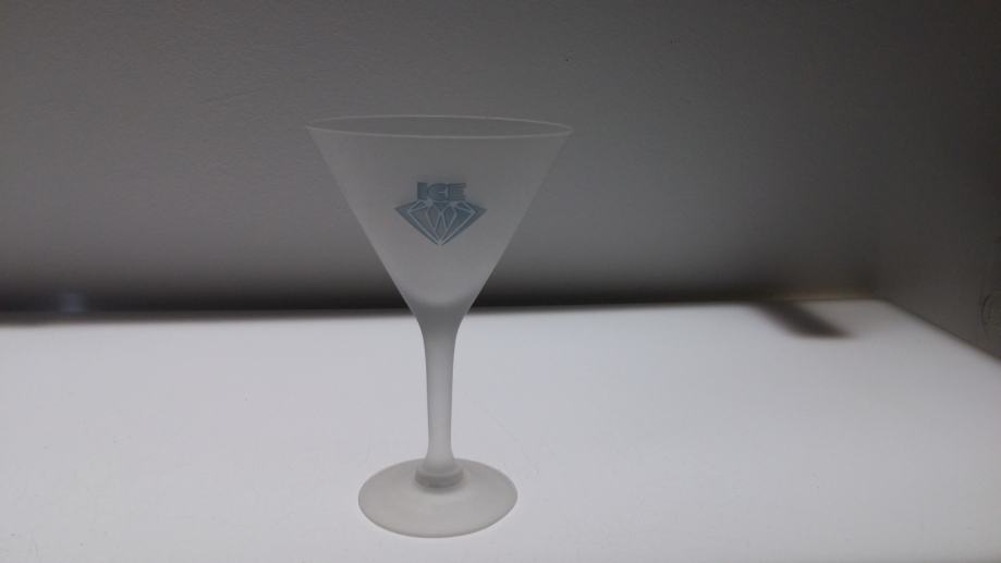 Čaša za martini  brušeno staklo