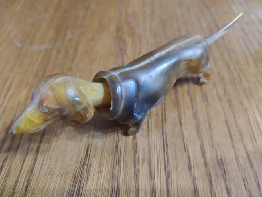 plastični pas miče glavu i rep 14*3cm