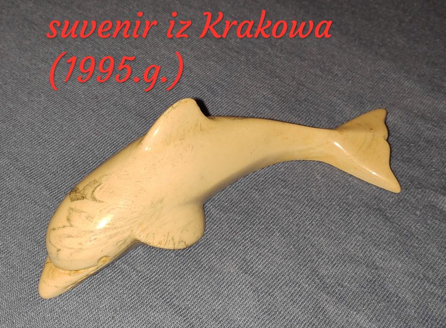 Suvenir iz Krakowa (1995.g.) delfin , čini se kao mramor materijal