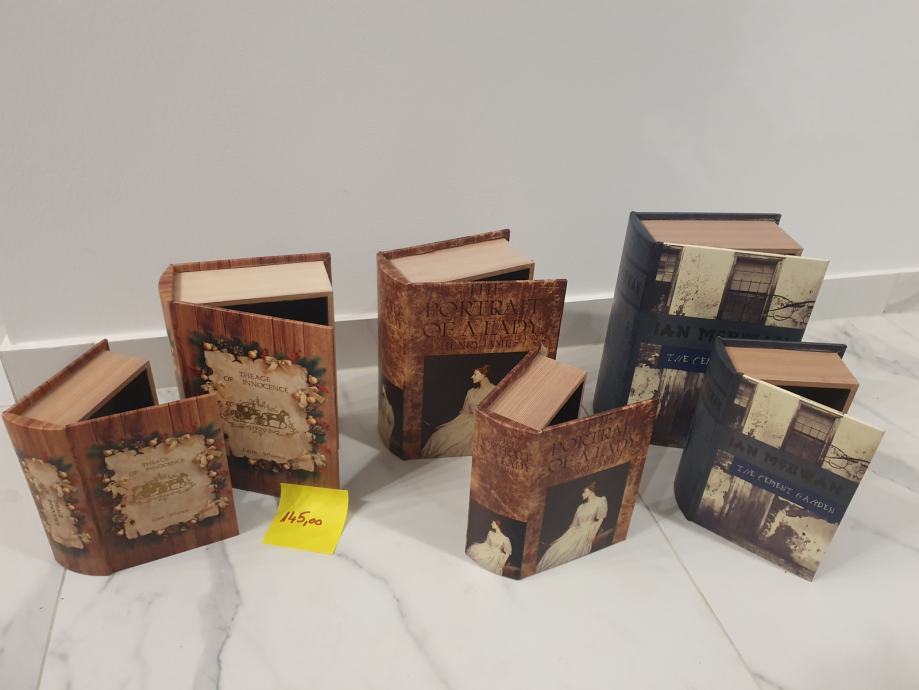 Ukrasne kutije u obliku knjige