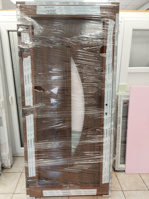PVC ULAZNA VRATA SALAMANDER BRUGMANN 73 AD 1000X2000 374,50 EUR