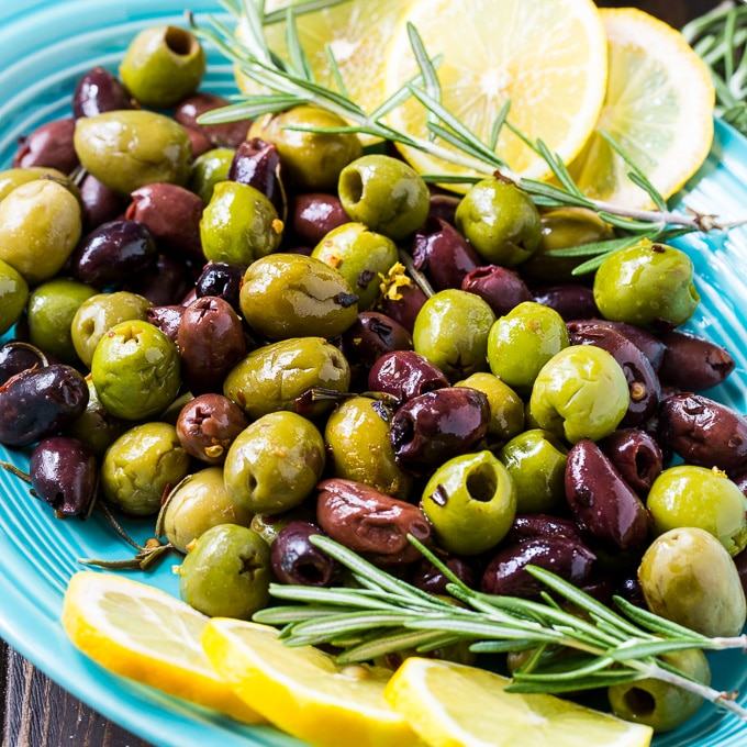 Prodaja  maslinovog ulja, berba 2022,-selling of homemade olive 15€
