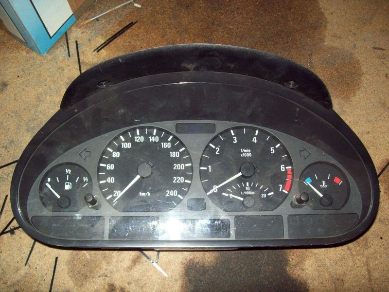 BMW E 46 2.0 d 2000 instrument tabla