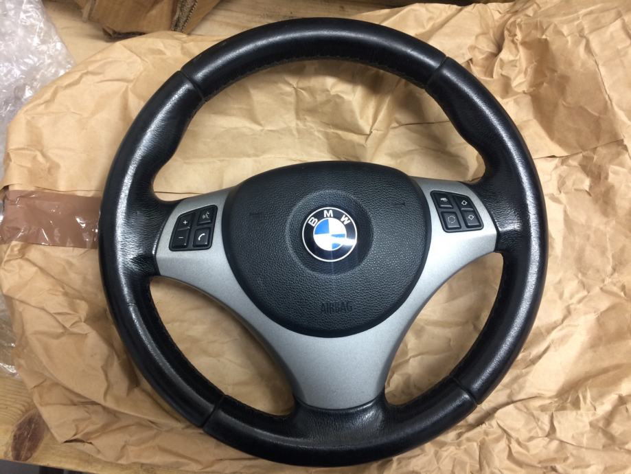 BMW E90 E91 E92 E87 E88 M sport volan komplet sa airbagom