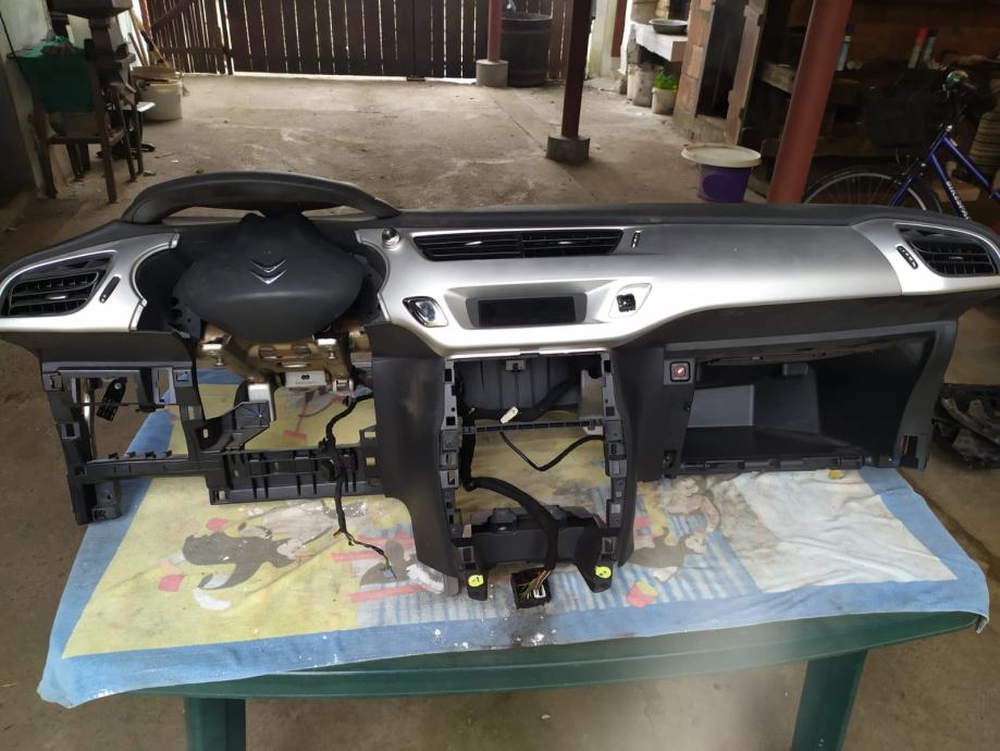 Instrument tabla za Citroen c3