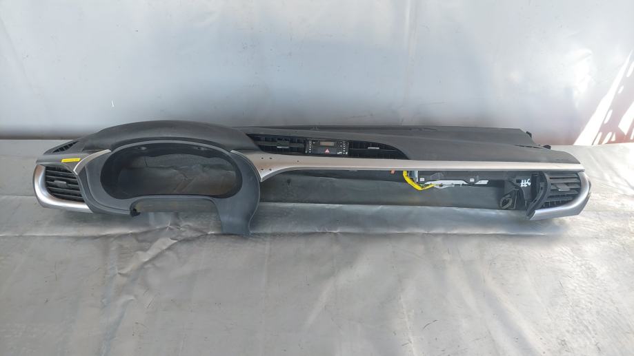 INSTRUMENT TABLA TOYOTA HILUX AN120/AN130 > 16