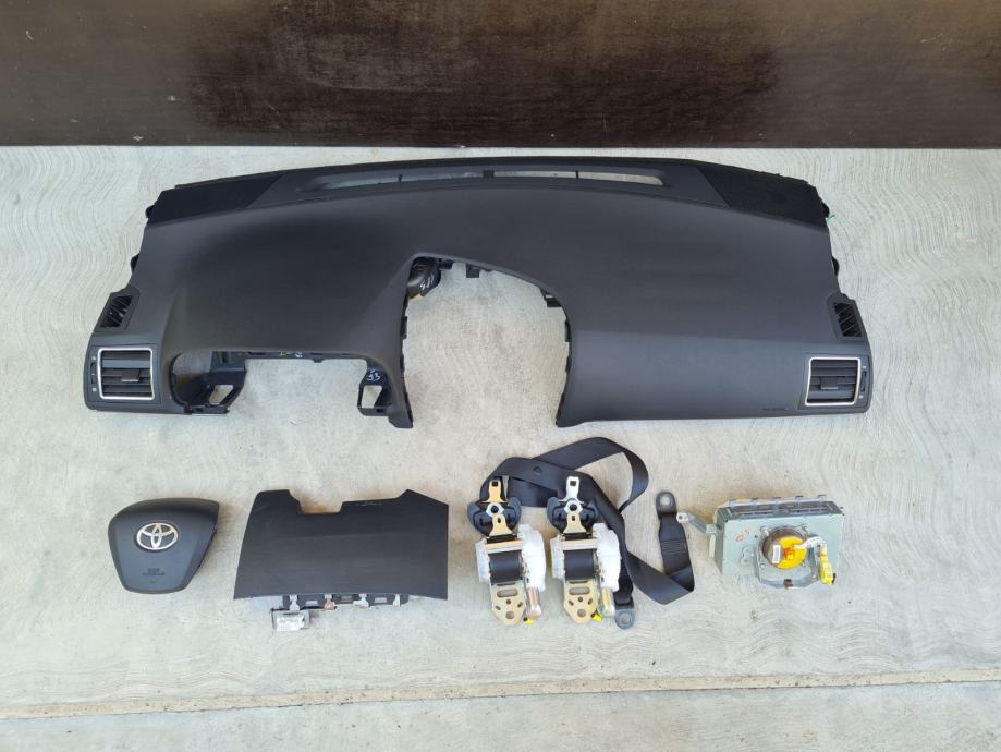 Komplet airbag tabla Toyota Avensis 2009 2014 god volana pojasevi za