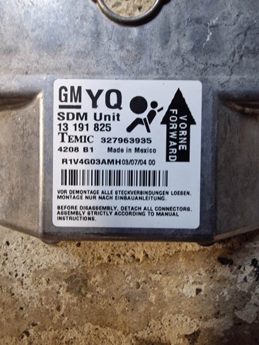 Opel Astra H SET Kontrolna tabla zracni jastuci