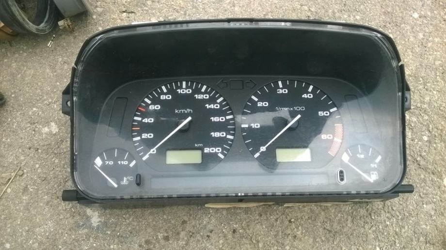 VW Polo classic kilometar sat(instrument tabla)