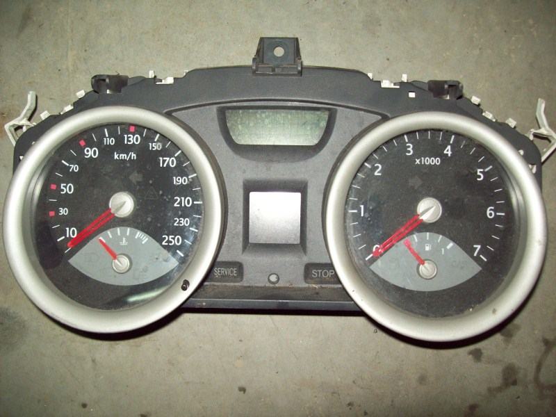 Renault Megane 2004 1.6 instrument tabla 8200364015