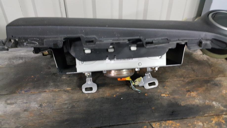 SUVOZAČEV AIRBAG MAZDA 3