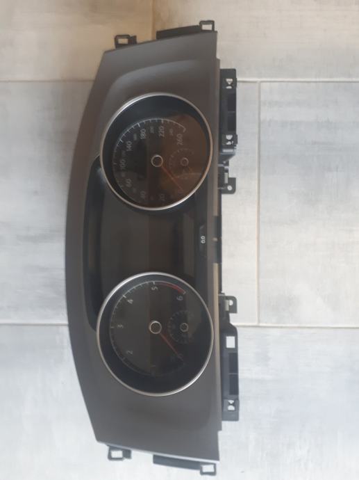 VW Golf 7 kilometar sat instrument tabla original