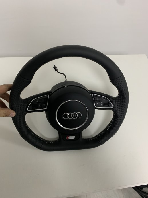 Audi volan s line