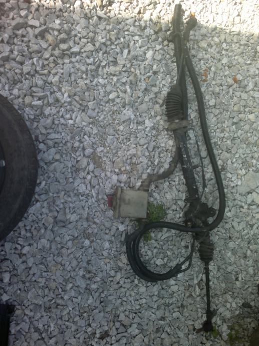 Golf 2 90. g. servo letva volana