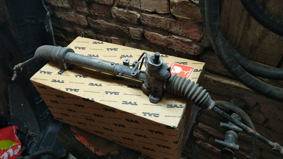 Golf 2 servo letva volana