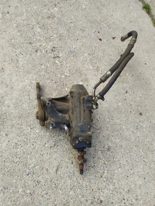 Lada Niva komplet za servo