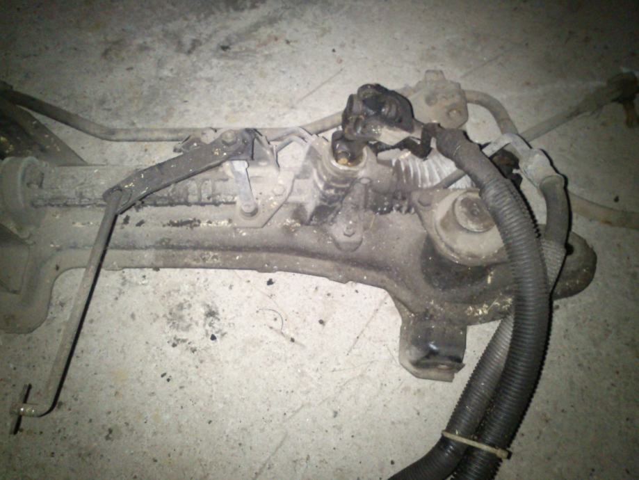 letva volana servo pumpa vw golf 2