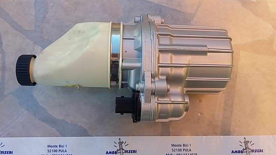 Opel Astra H servo pumpa