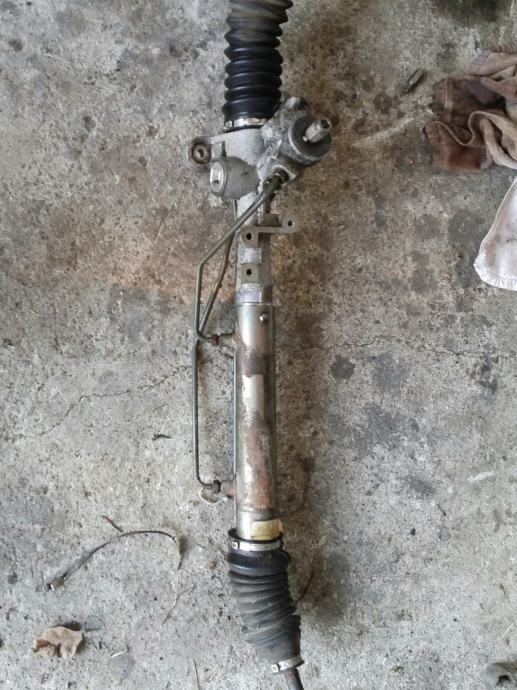 SERVO LETVA VOLANA Volkswagen